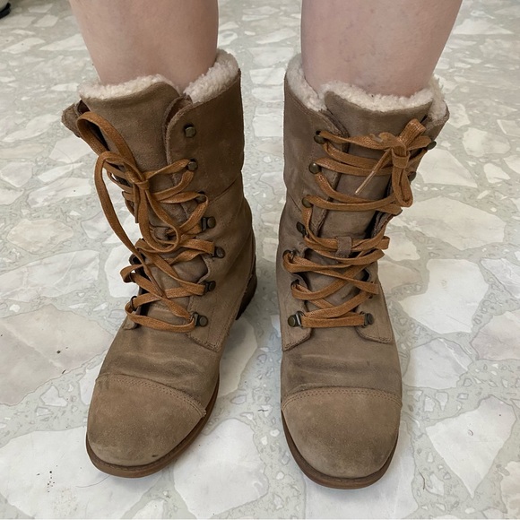 UGG Shoes - UGG Combat Suede Brown Lace-Up Boots, women’s 6.5